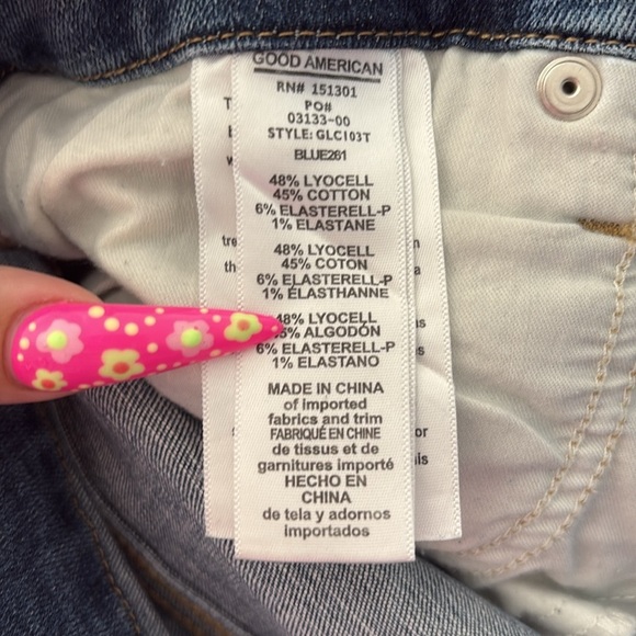 Good American Good Legs High Rise Crop Jeans - Picture 5 of 6